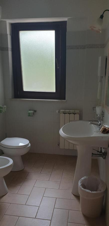 Lh Albergo Il Paradiso Pescasseroli Kültér fotó