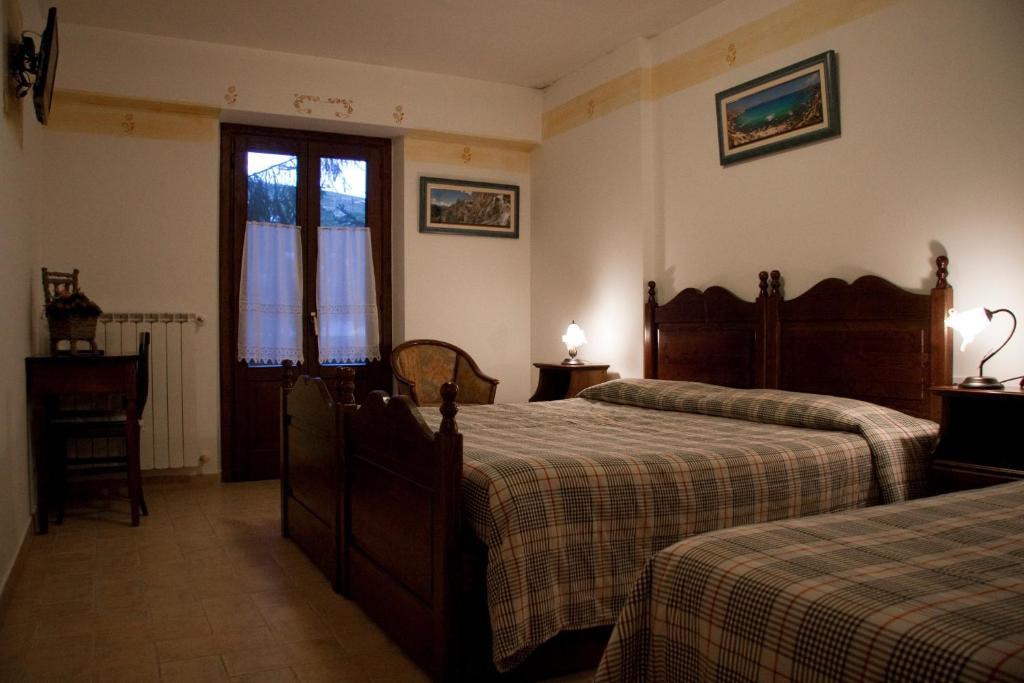 Lh Albergo Il Paradiso Pescasseroli Kültér fotó